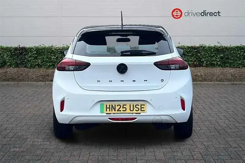 Used Vauxhall Corsa-e 100 kW (136 HP) 2025 White Hatchback