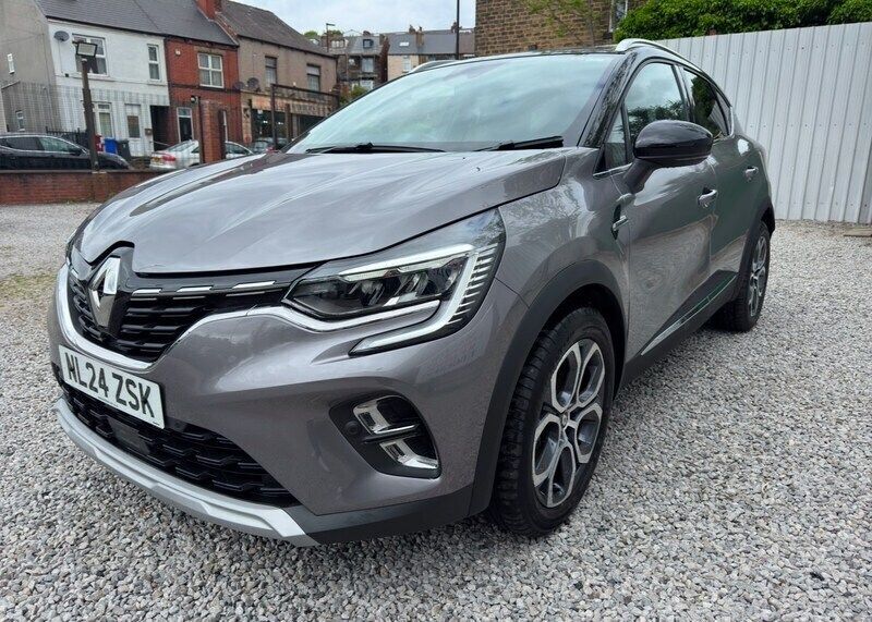 Grey Used 2024 Renault Captur Techno SUV | £11,995 - Image 1/4