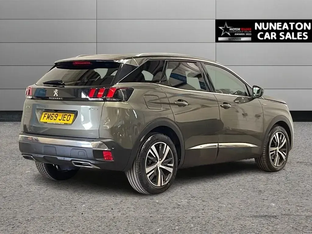 Second-hand Peugeot 3008 GT-line 130 CP (95 kW) 2020 Gri SUV