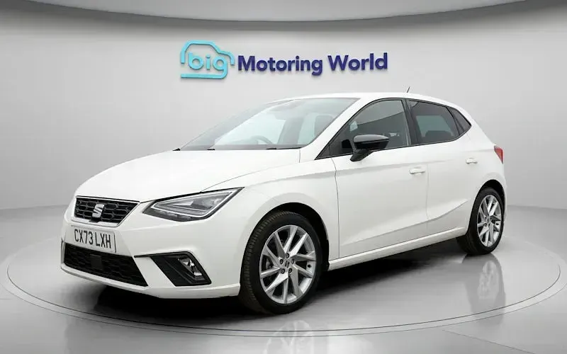 Used Seat Ibiza FR 80 HP (58 kW) 2023 White Hatchback