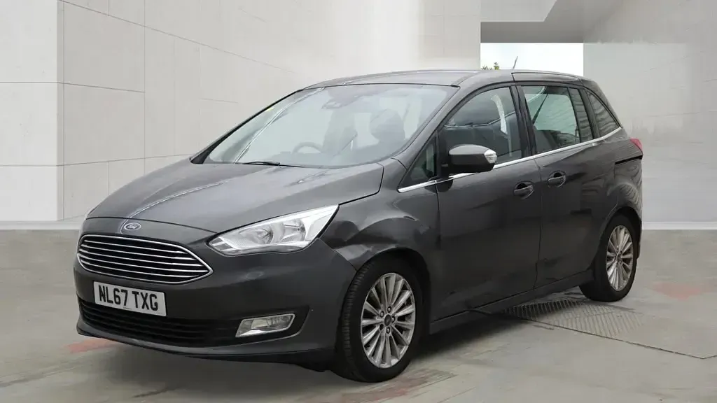 Used Ford Grand C-Max Titanium 125 HP (91 kW) 2017 Grey MPV