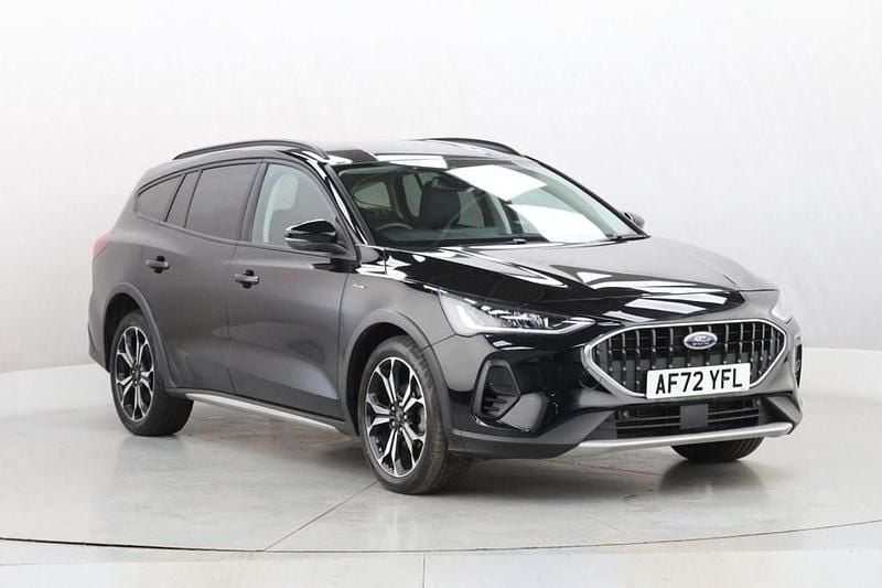 Begagnad Ford Focus Active 125 HK (91 kW) 2022 Svart Kombi