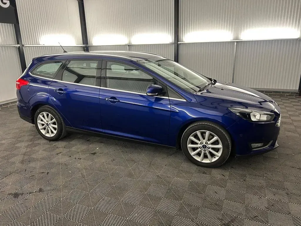 Used Ford Focus Titanium 2018 Blue Estate