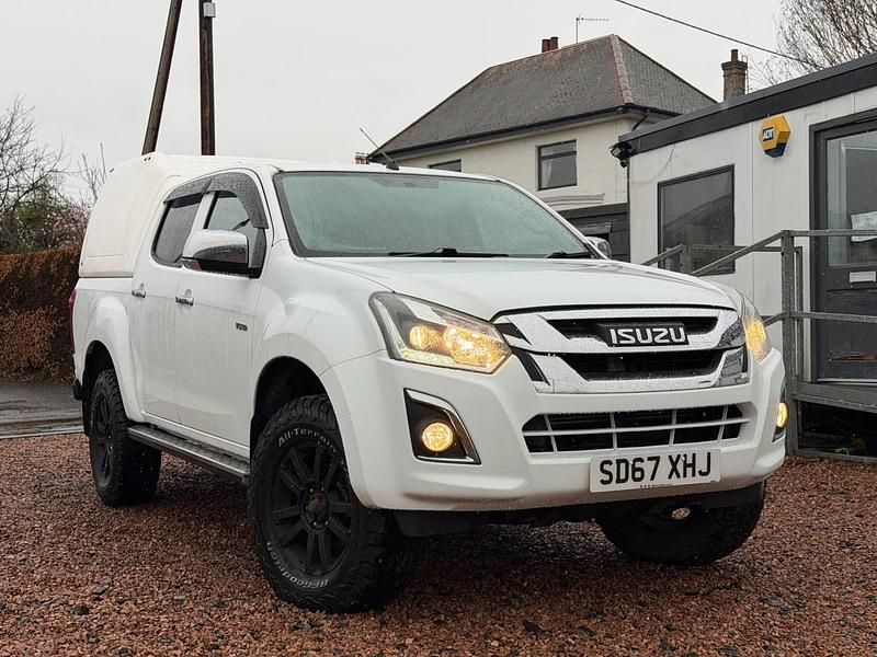 Used Isuzu D-Max 164 HP (120 kW) 2018 White Pickup