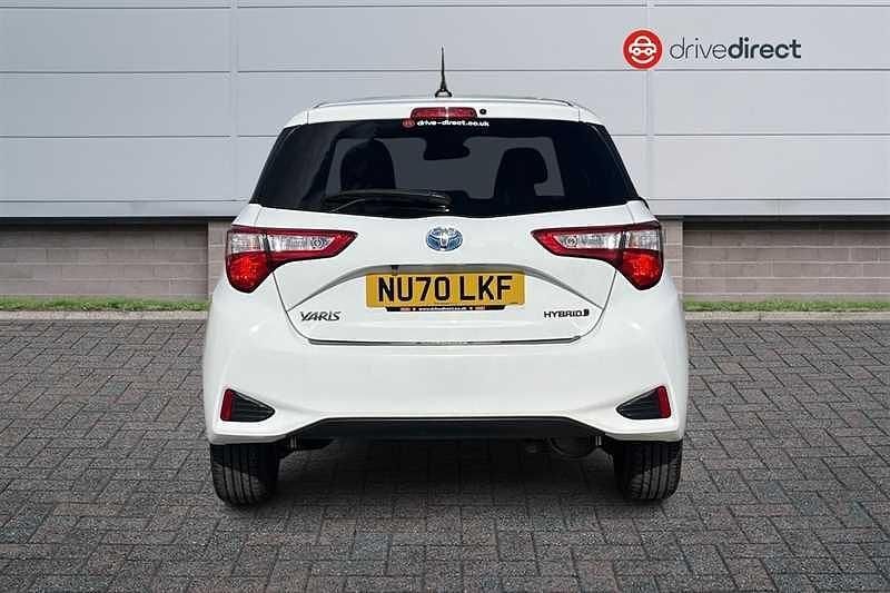 Used Toyota Yaris Hybrid 2020 White Hatchback