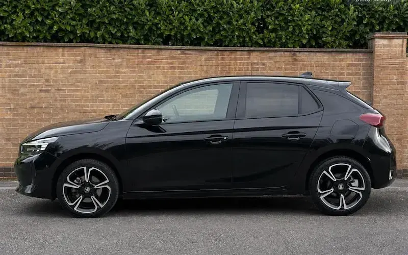 Used Vauxhall Corsa Ultimate 101 HP (74 kW) 2025 Black Hatchback