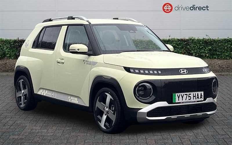 Cream New 2025 Hyundai Inster Hatchback | £20,300 (Good price) - Image 1/4
