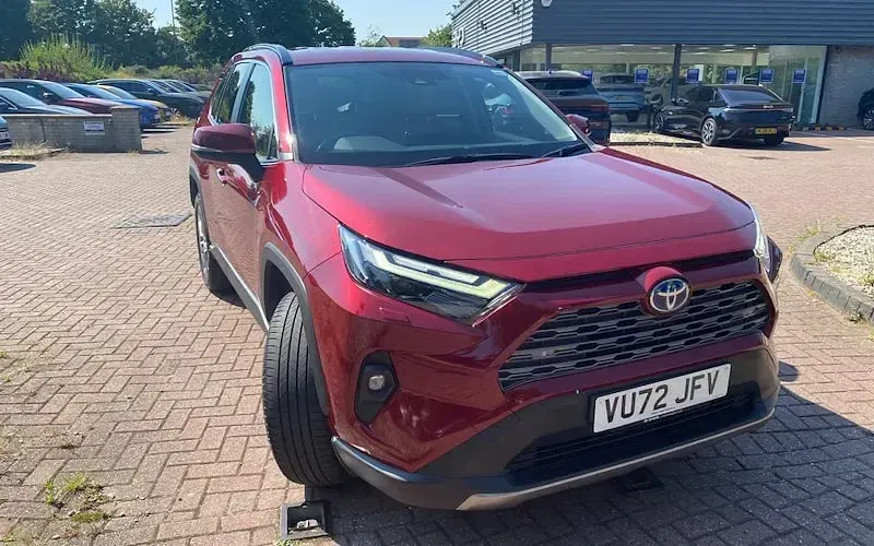 Used Toyota RAV4 222 HP (163 kW) 2025 SUV