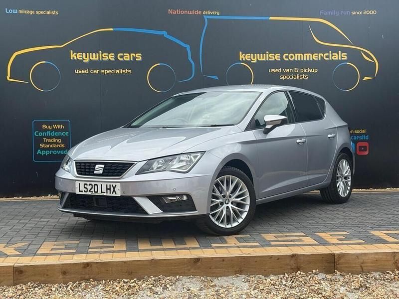 Begagnad Seat Leon SE Dynamic 115 HK (84 kW) 2020 Silver Halvkombi
