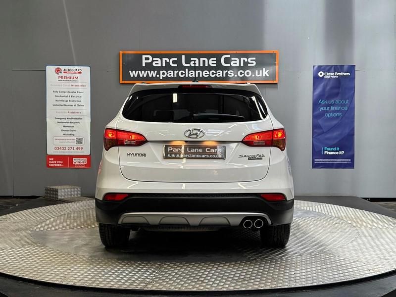 Used Hyundai Santa Fe Premium 194 HP (142 kW) 2014 White SUV