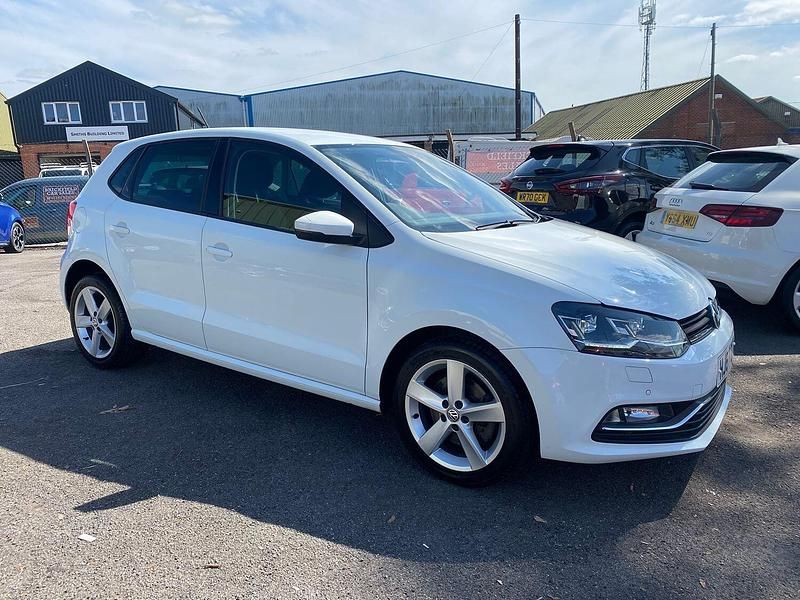 White Used 2017 VW Polo SEL Hatchback | £8,795 (Good price) - Image 1/4