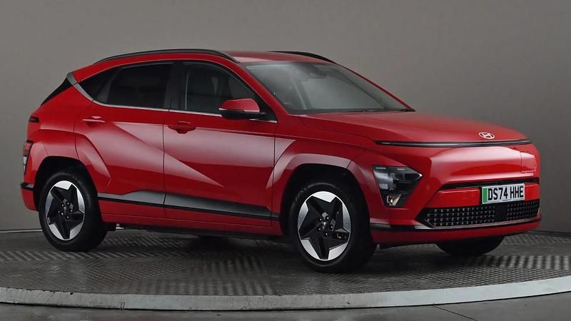 Used Hyundai Kona Advanced 114 kW (156 HP) 2024 Red SUV