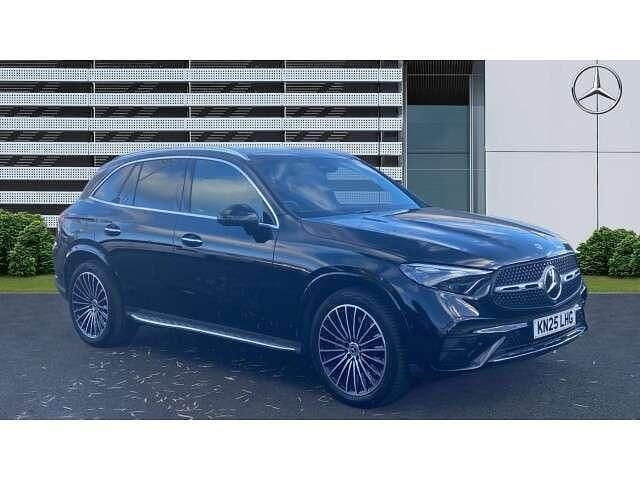 Black Used 2025 Mercedes GLC300e AMG Line Premium Plus SUV | £52,124 (Good price) - Image 1/4