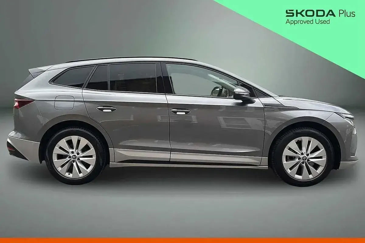 Used Skoda Enyaq iV SE L 150 kW (204 HP) 2025 Graphite grey metallic SUV