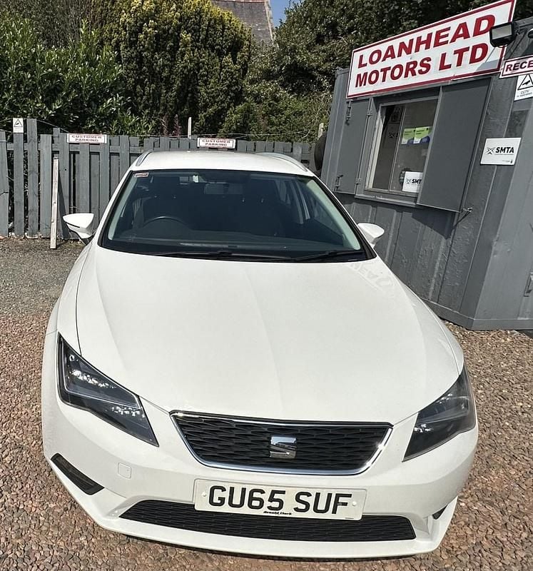 White Used 2015 Seat Leon SE Estate | £4,999 (Fair price) - Image 1/3