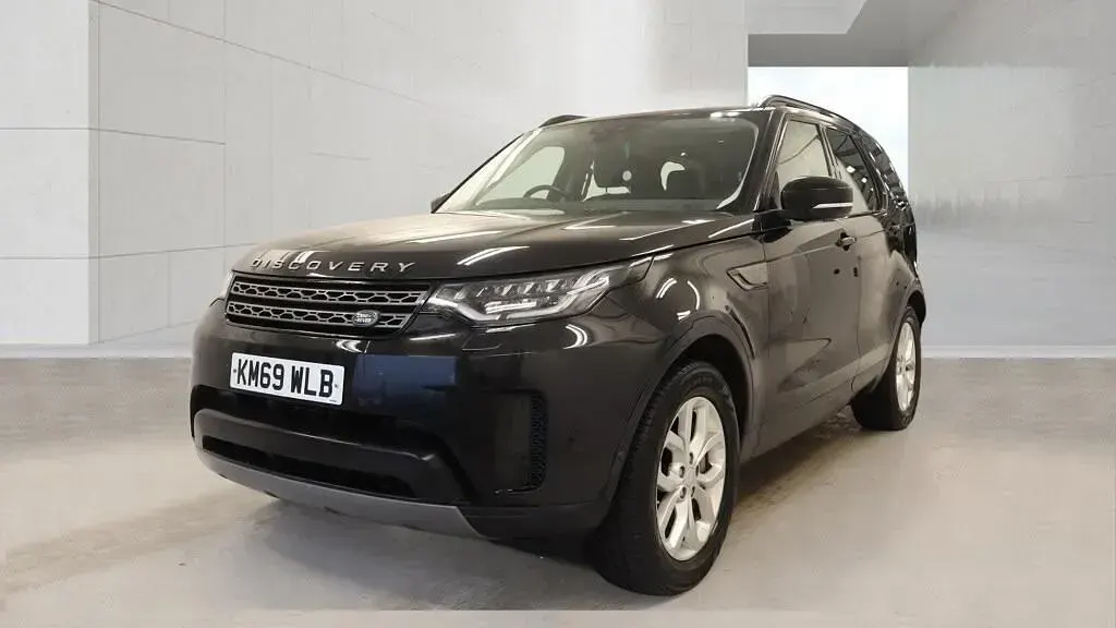 Used Land Rover Discovery 5 SE 2019 Black SUV