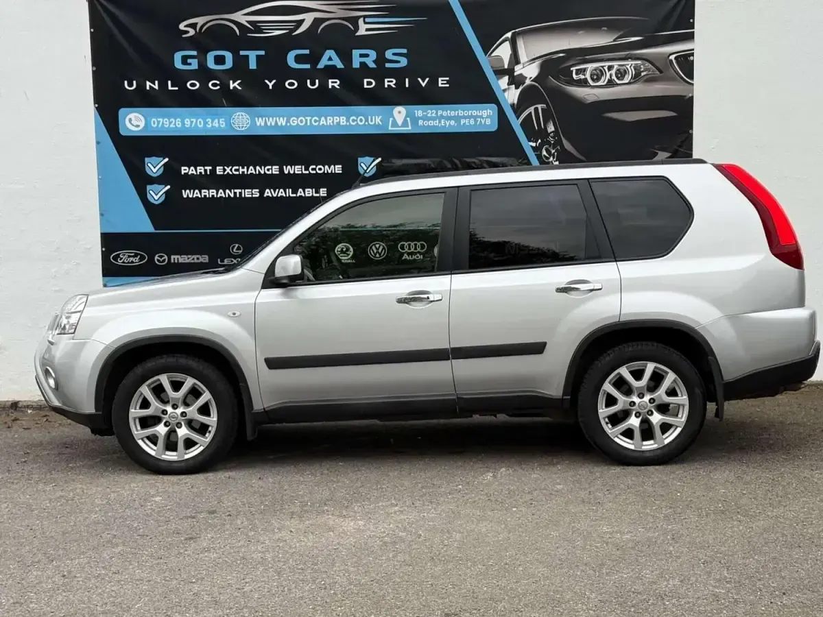 Used Nissan X-Trail Tekna 173 HP (127 kW) 2013 Silver SUV