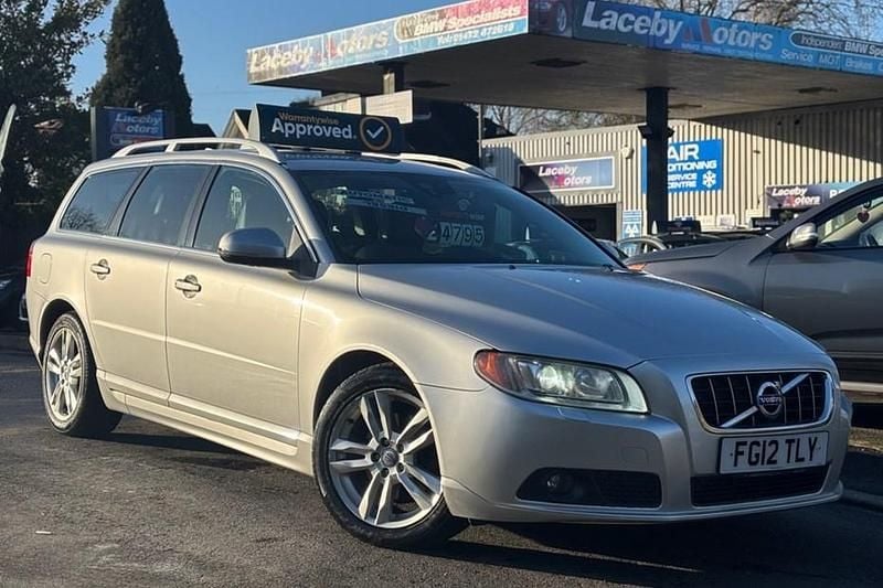 Used 2012 Volvo V70 SE Lux Estate | £4,795 (Fair price) - Image 1/1