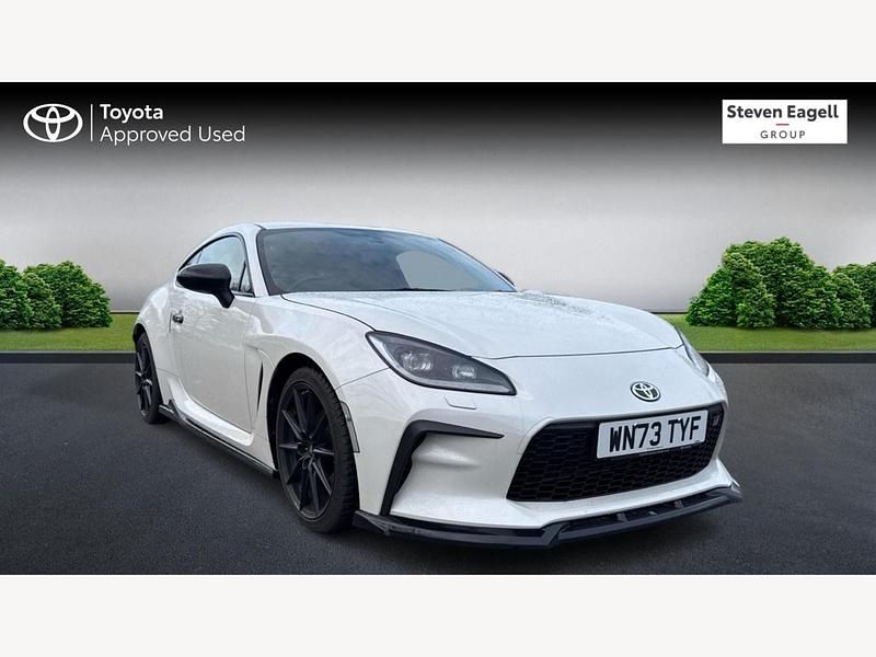 White Used 2023 Toyota GR86 Coupe | £33,491 (A bit pricey) - Image 1/3