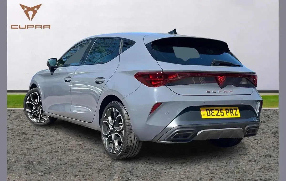 Used Cupra Leon 147 HP (108 kW) 2025 Grey Hatchback