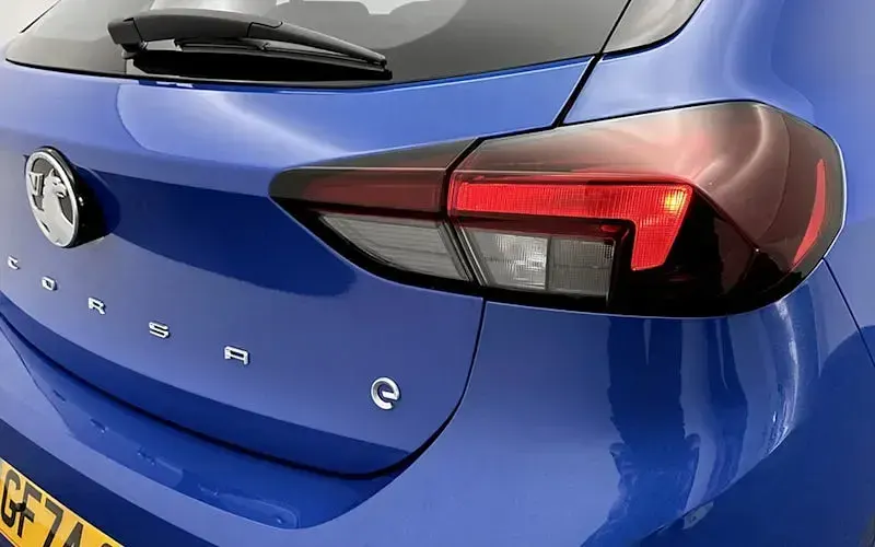 Used Vauxhall Corsa-e Design Edition 100 kW (136 HP) 2024 Blue Hatchback