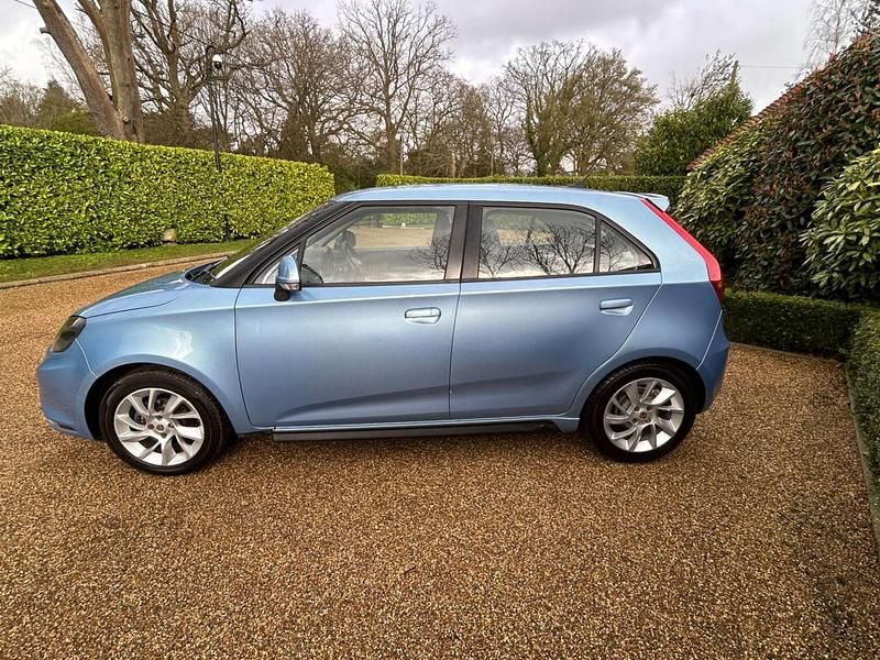 Used MG MG3 2016 Blue Hatchback
