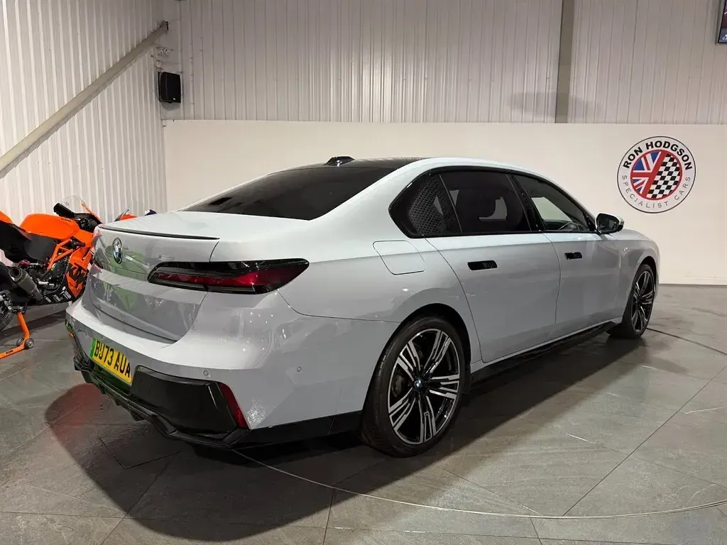 Used BMW i7 M Sport 448 kW (610 HP) 2023 Grey Sedan