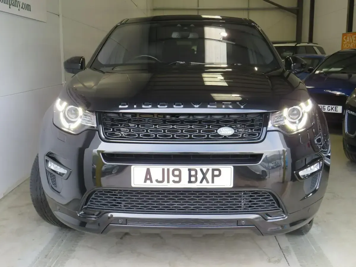 Used Land Rover Discovery Sport HSE Dynamic 241 HP (177 kW) 2019 Black SUV