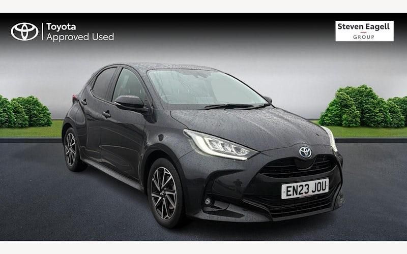 Used Toyota Yaris Hybrid Design 116 HP (85 kW) 2025 Hatchback