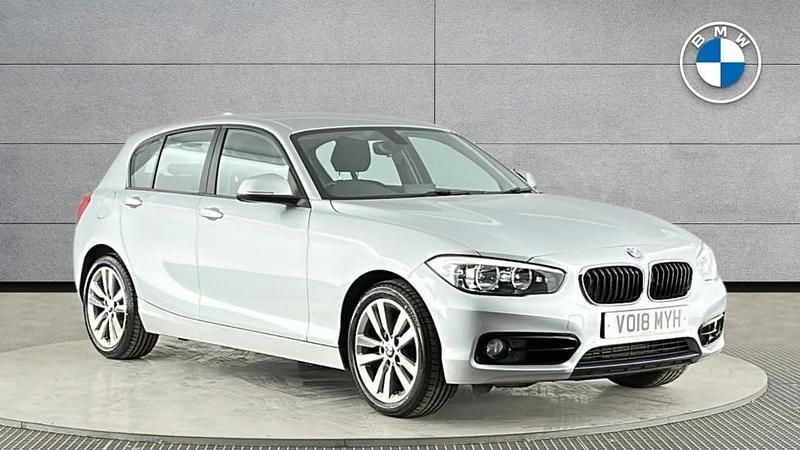Used BMW 120 Sport Line 187 HP (137 kW) 2018 Silver Hatchback