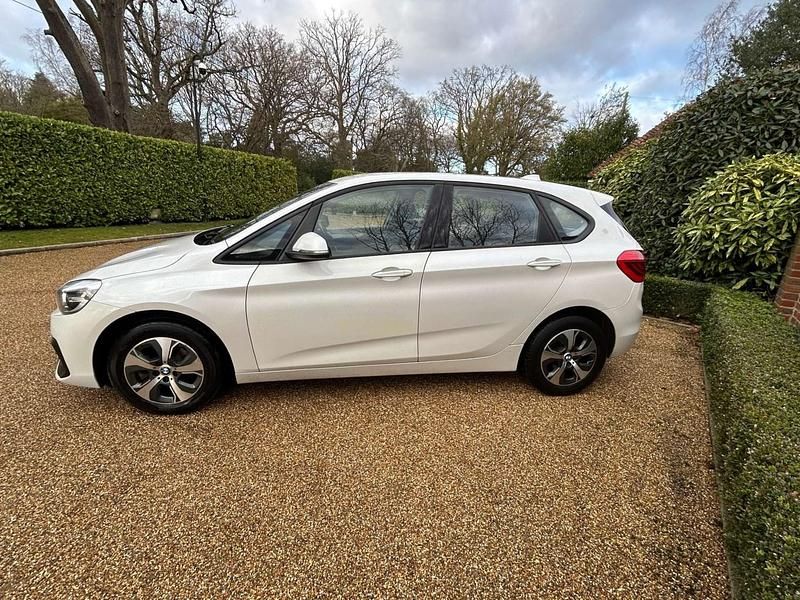 Used BMW 218 Impressive 2018 White Hatchback
