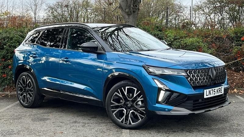 Twotone metallic naxos blue with diamond black roof New 2025 Renault Austral Techno Esprit Alpine SUV | £30,275 (Super price) - Image 1/1