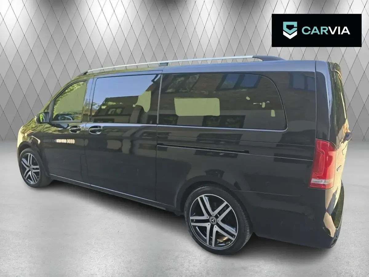Used Mercedes V300 235 HP (172 kW) 2021 Black MPV
