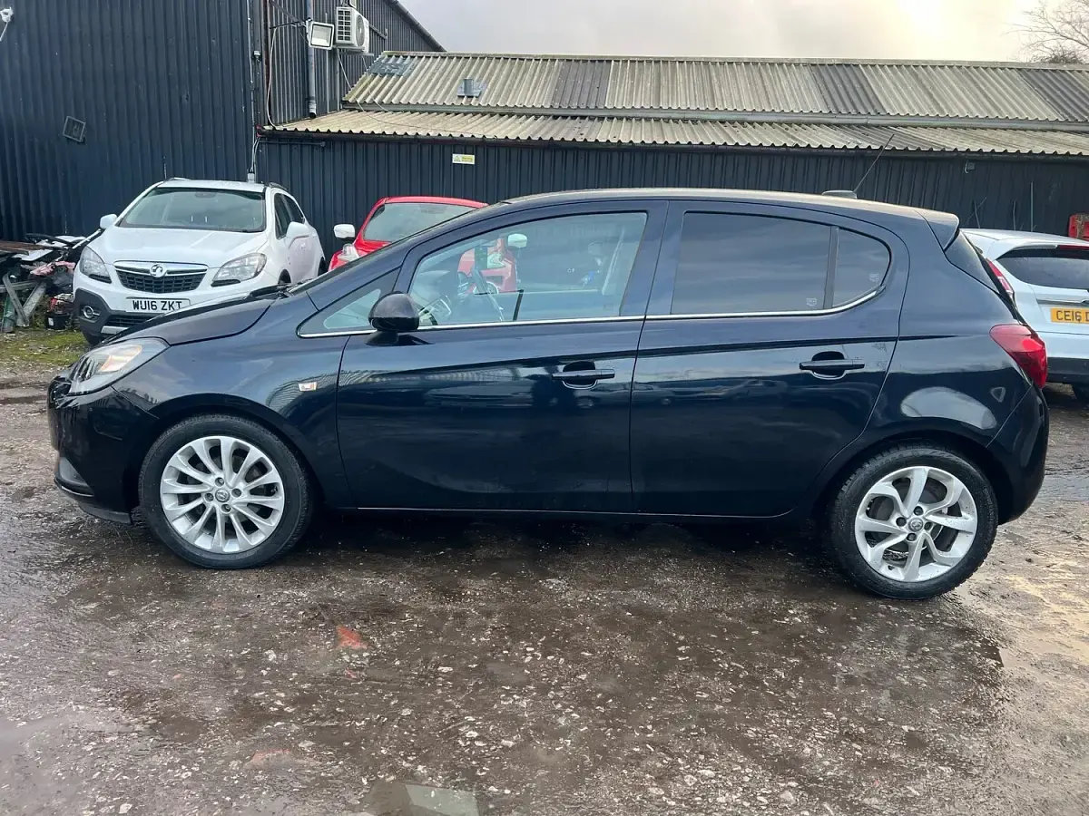 Used Vauxhall Corsa 90 HP (66 kW) 2019 Blue Hatchback