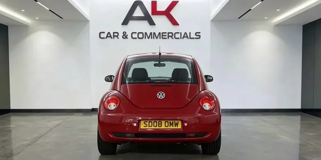 Used VW Beetle 102 HP (75 kW) 2008 Red Hatchback