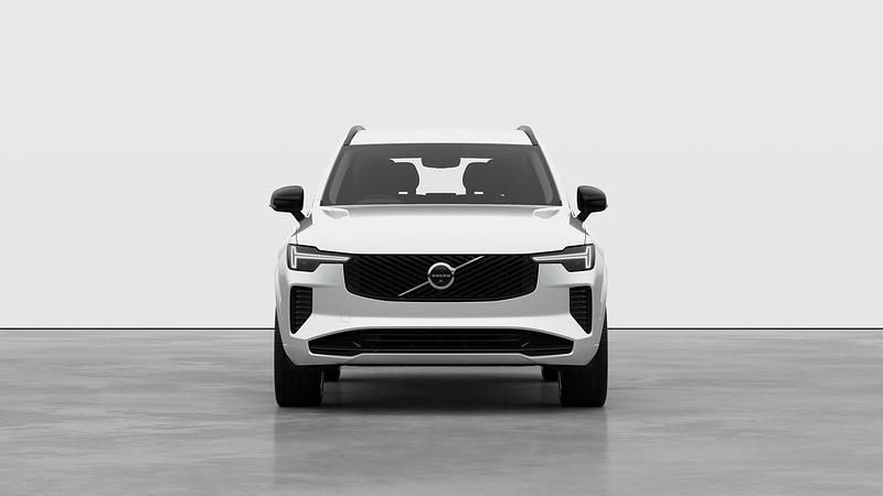 New Volvo XC90 Plus 2026 Crystal white SUV