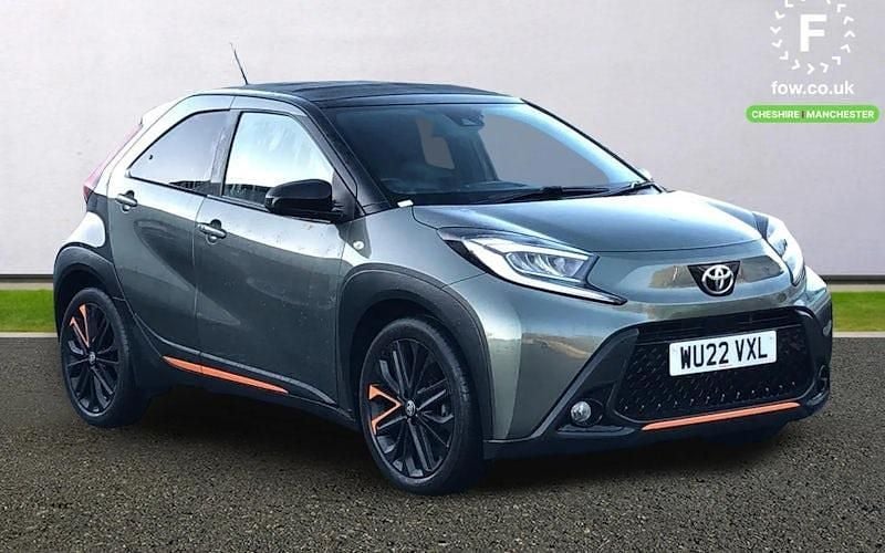 Green Used 2022 Toyota Aygo X Edition SUV | £13,999 - Image 1/4