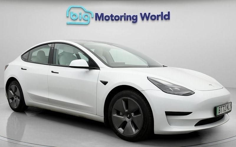 White Used 2022 Tesla Model 3 RWD Sedan | £18,100 (Good price) - Image 1/4