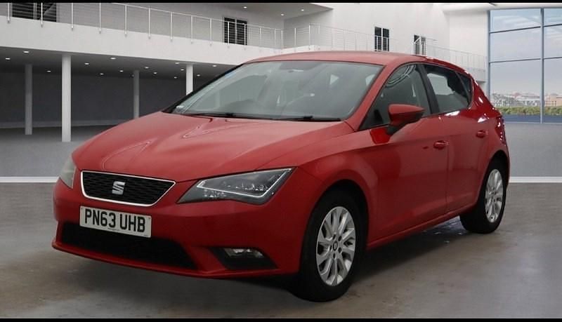 Used Seat Leon SE 110 HP (80 kW) 2013 Red Hatchback