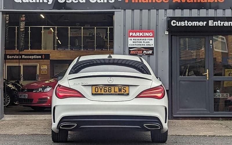 Used Mercedes CLA200 AMG line 156 HP (114 kW) 2018 White Sedan