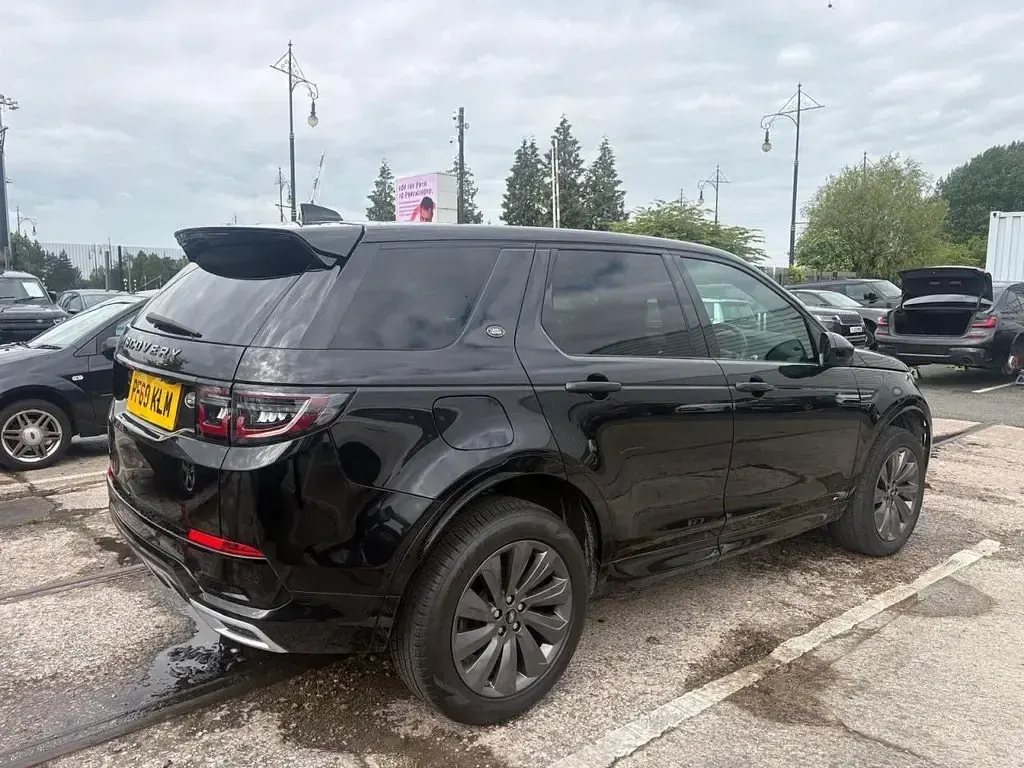 Used Land Rover Discovery Sport SE Dynamic 180 HP (132 kW) 2019 Black SUV