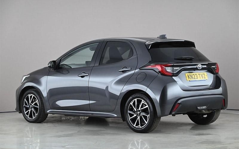 Used Toyota Yaris Hybrid Design 116 HP (85 kW) 2026 Hatchback