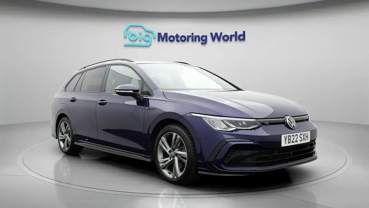 Used VW Golf VIII R-line 150 HP (110 kW) 2022 Estate