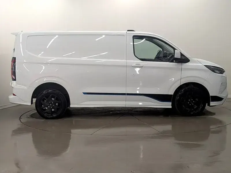 Used Ford E-Transit Sport 11 kW (15 HP) 2025 Frozen white (solid colour) Van