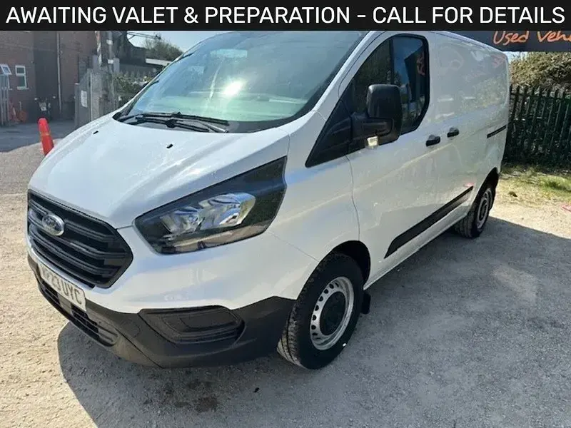 Used Ford Transit Custom 105 HP (77 kW) 2023 White Van