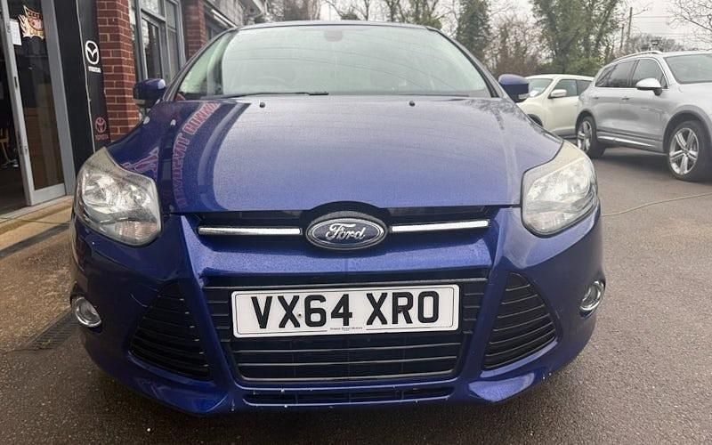Usado Ford Focus Titanium 125 HP (91 kW) 2014 Azul Citadino