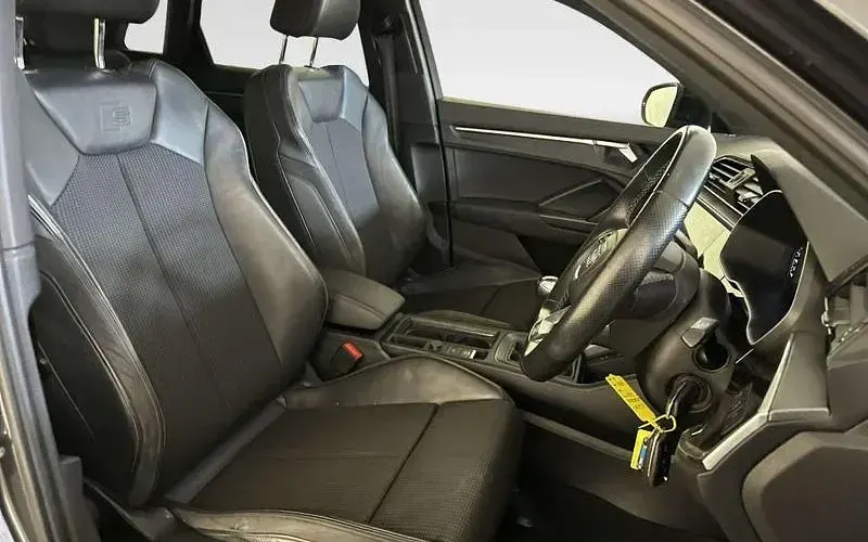 Used Audi Q3 Black Edition 150 HP (110 kW) 2021 Grey SUV
