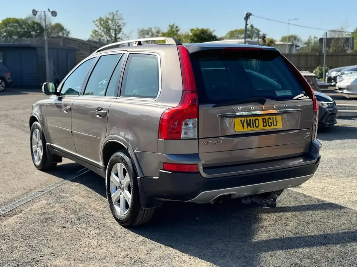 Used Volvo XC90 SE 2010 Grey SUV