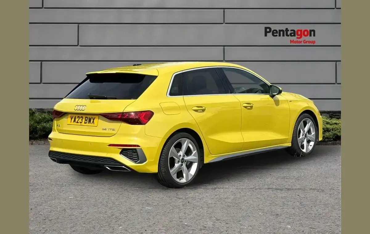 Used Audi A3 S-Line 147 HP (108 kW) 2023 Yellow Sedan