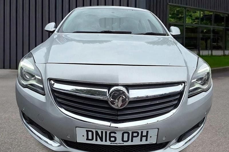 Used 2016 Vauxhall Insignia Design Edition Hatchback | £3,699 (Fair price) - Image 1/1
